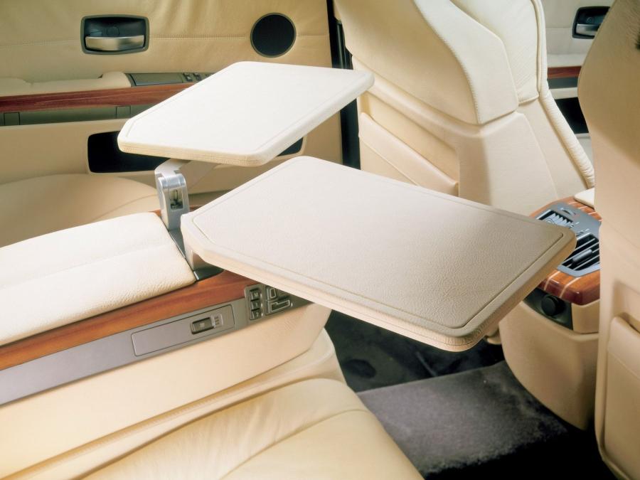 BMW 760iL Individual Yachtline Concept 2002 года  (фото 6 из 16)